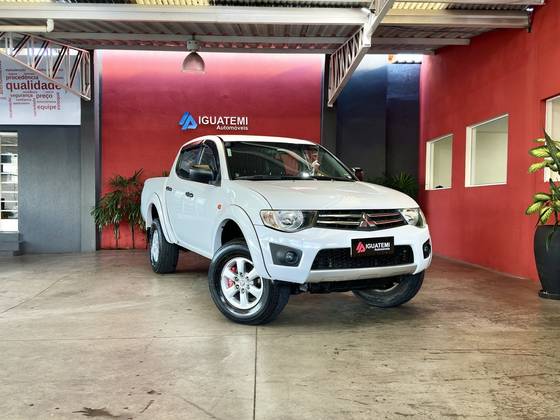 MITSUBISHI L200 TRITON 2.4 HLS 4X2 CD 16V FLEX 4P MANUAL MITSUBISHI L200 TRITON 2.4 HLS 4X2 CD 16V FLEX 4P MANUAL